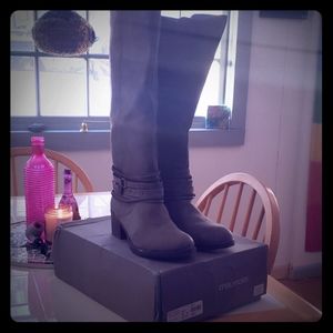 Below the knee boots